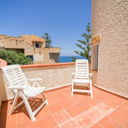 In Semesterbostad Altavilla Milicia