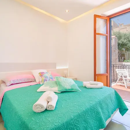 Semesterbostad In Altavilla Milicia